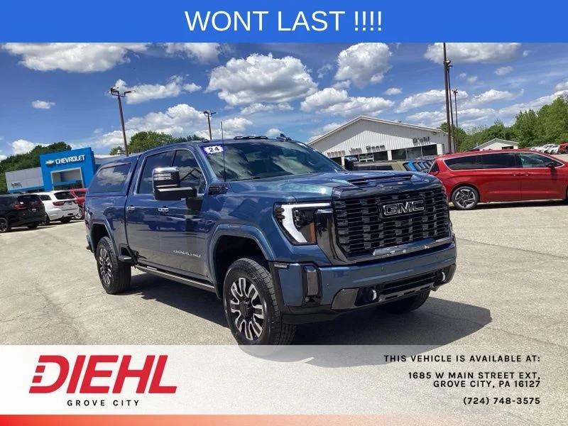 Used 2024 Blue GMC Denali Ultimate image 1