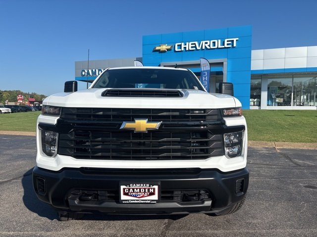 2025 Chevrolet Silverado 3500HD Work Truck photo 2