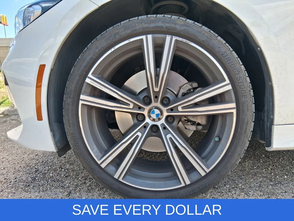 Used 2024 White BMW 330i image 20