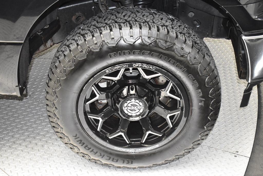 Used 2020 Black Ford XLT image 30