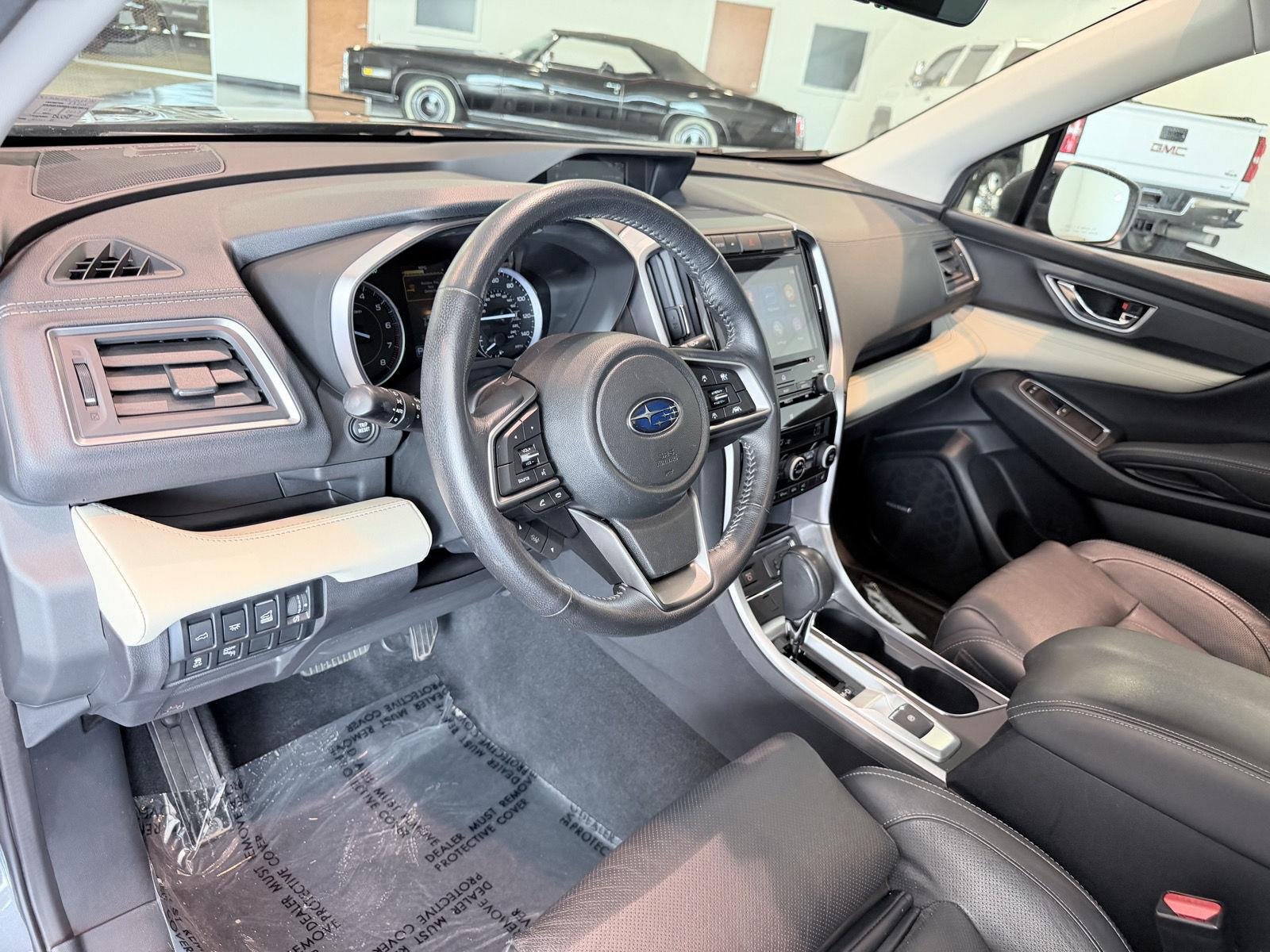 Used 2020 Magnetite Gray Metallic Subaru Limited image 39
