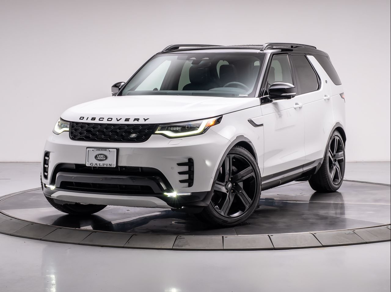 2026 Land Rover Discovery