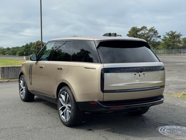 2025 Land Rover Range Rover SE - Photo 3