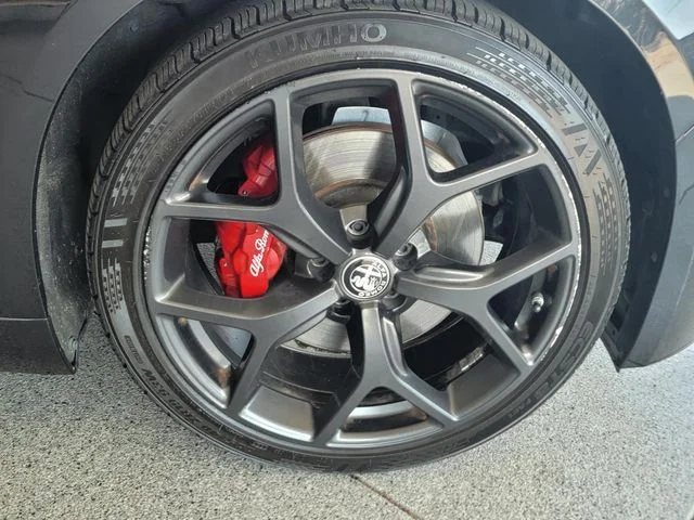 Used 2021 Black Alfa Romeo Ti image 6