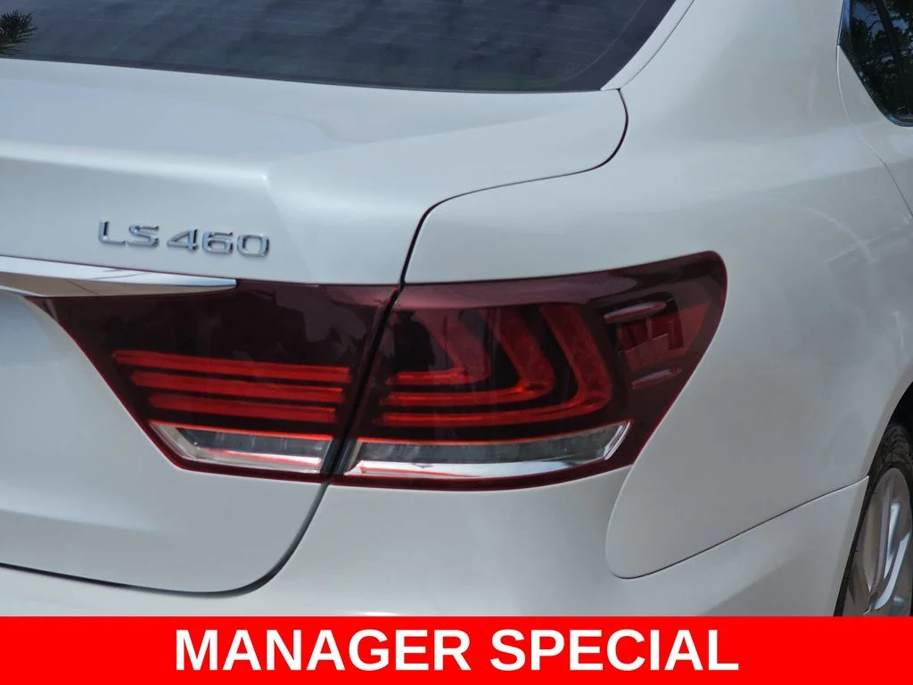 Used 2016 White Lexus 460 image 40