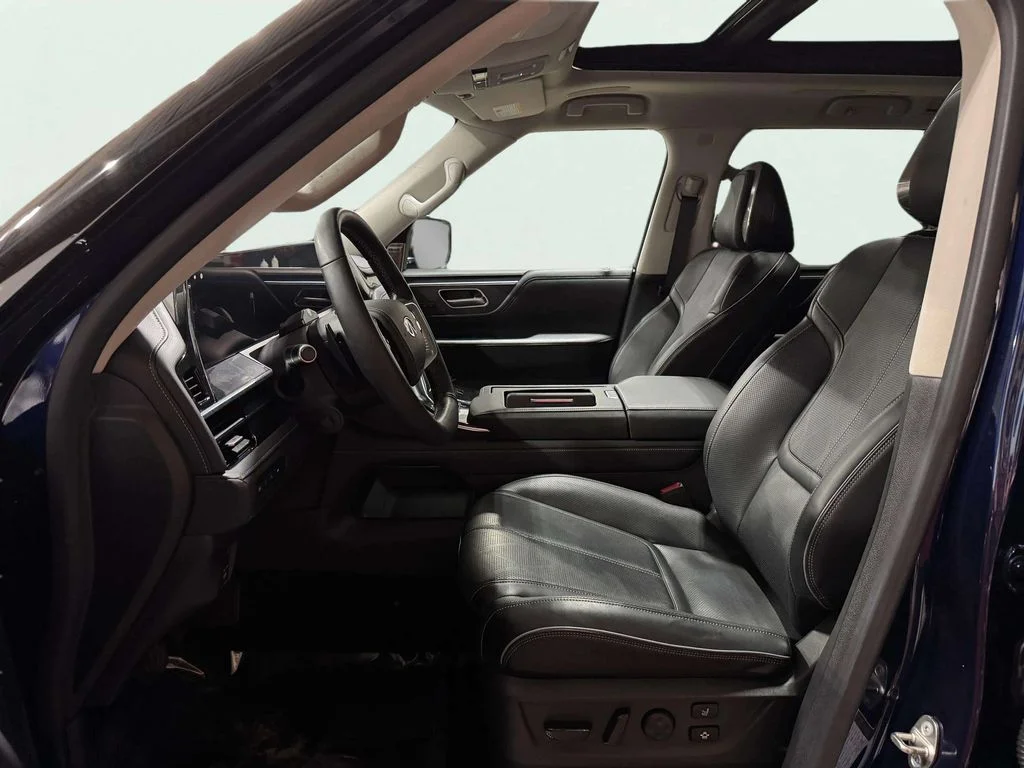 Used 2025 Grand Blue INFINITI SENSORY image 25
