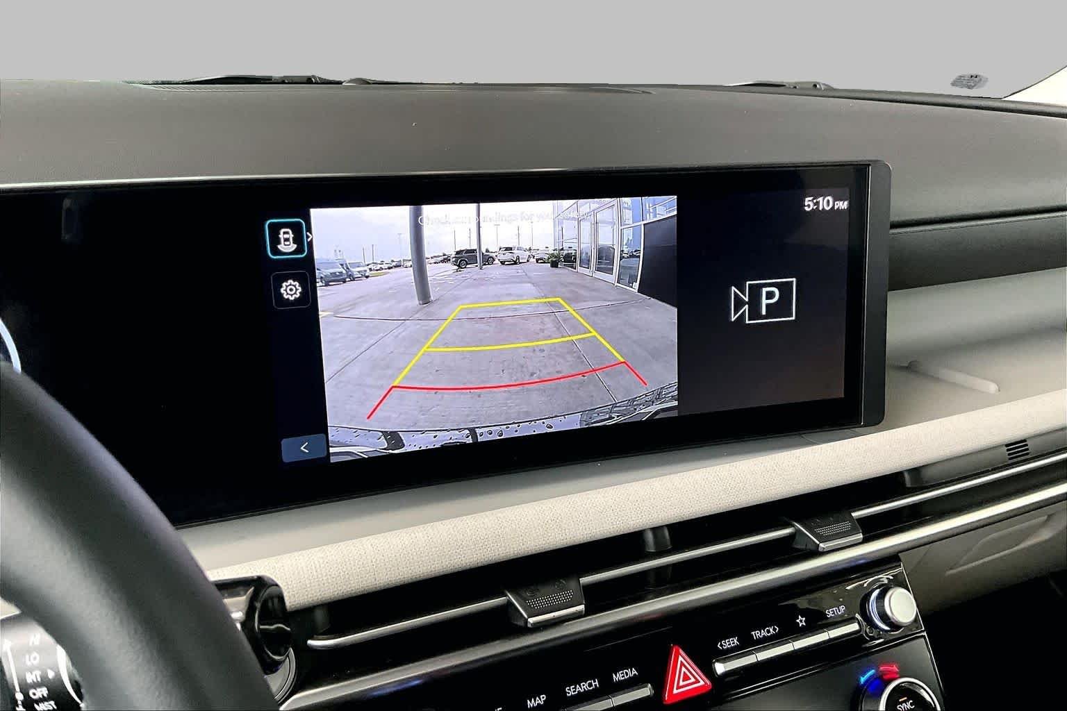 Used 2025 Rockwood Green Hyundai SEL Convenience image 26