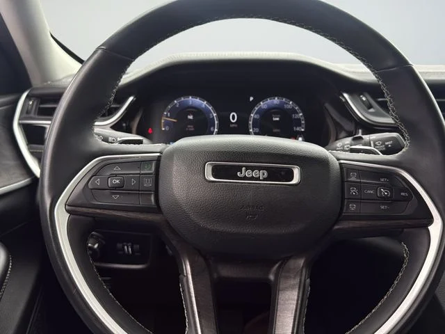 Used 2023 White Jeep Limited image 27