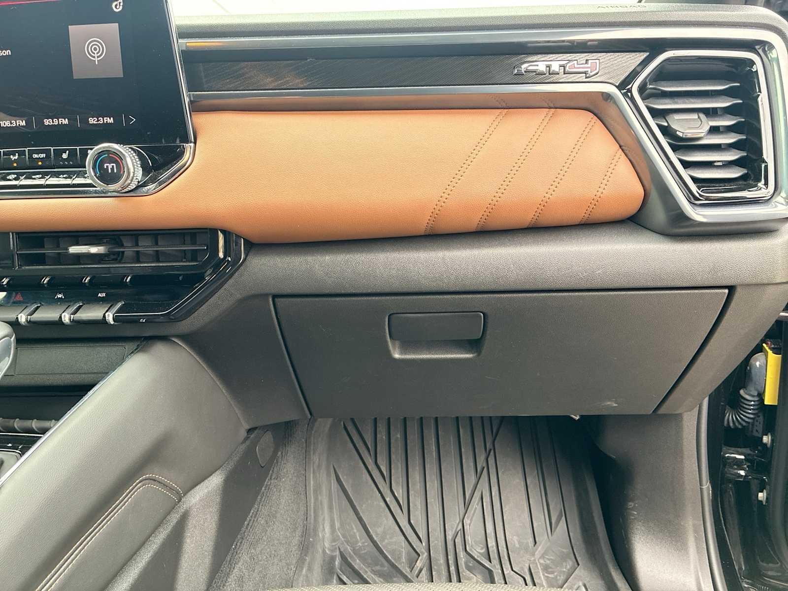 2023 GMC Canyon AT4 - Photo 30