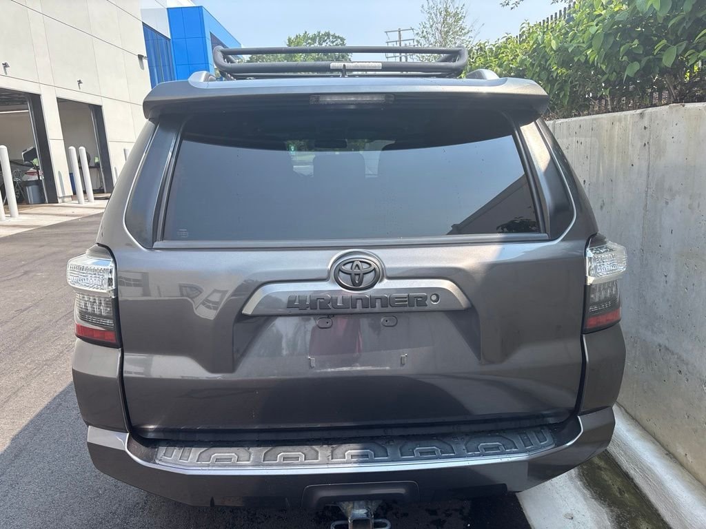 Used 2018 Magnetic Gray Metallic Toyota SR5 image 12