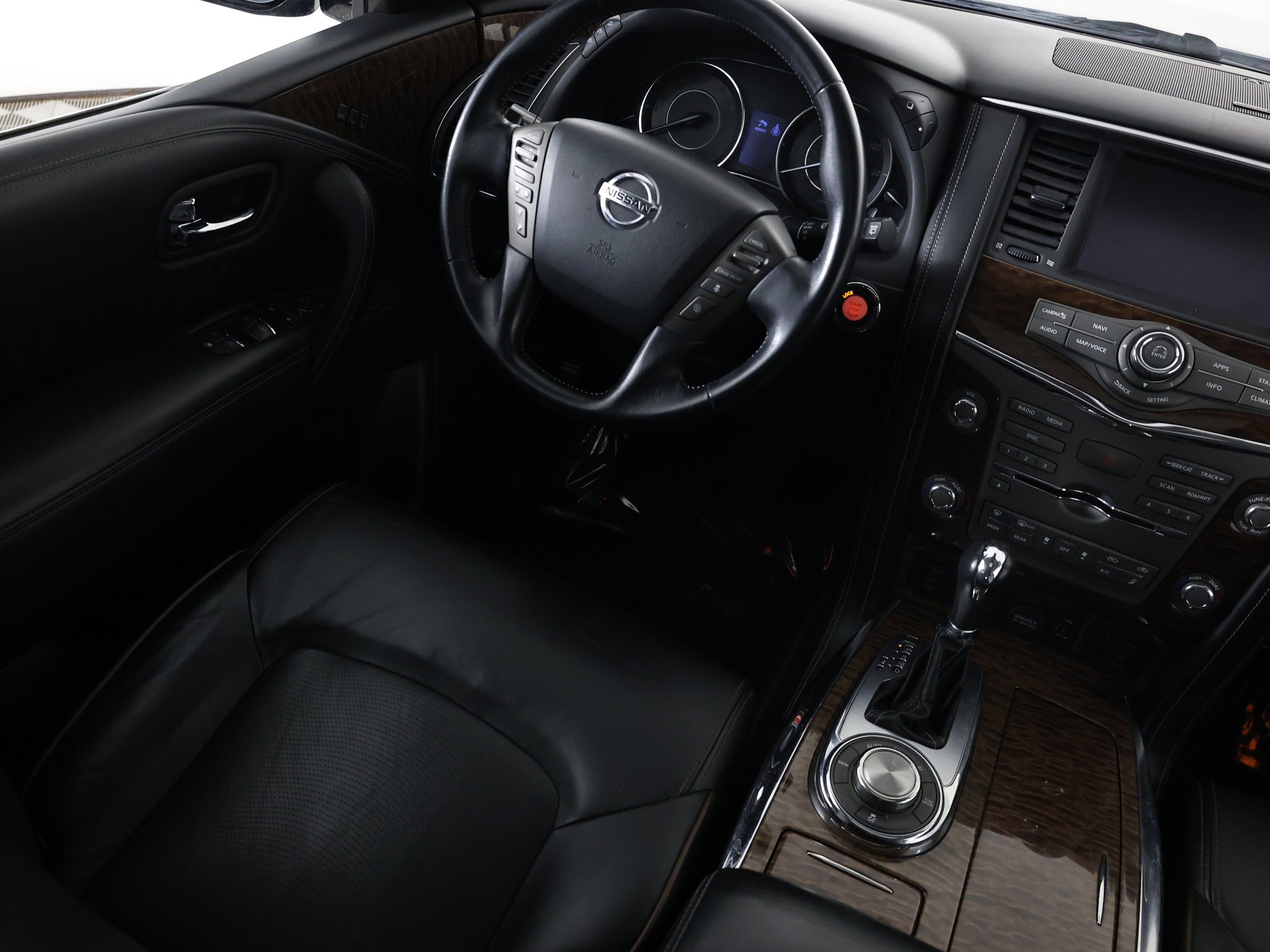 Used 2020 Gun Metallic Nissan SL image 6
