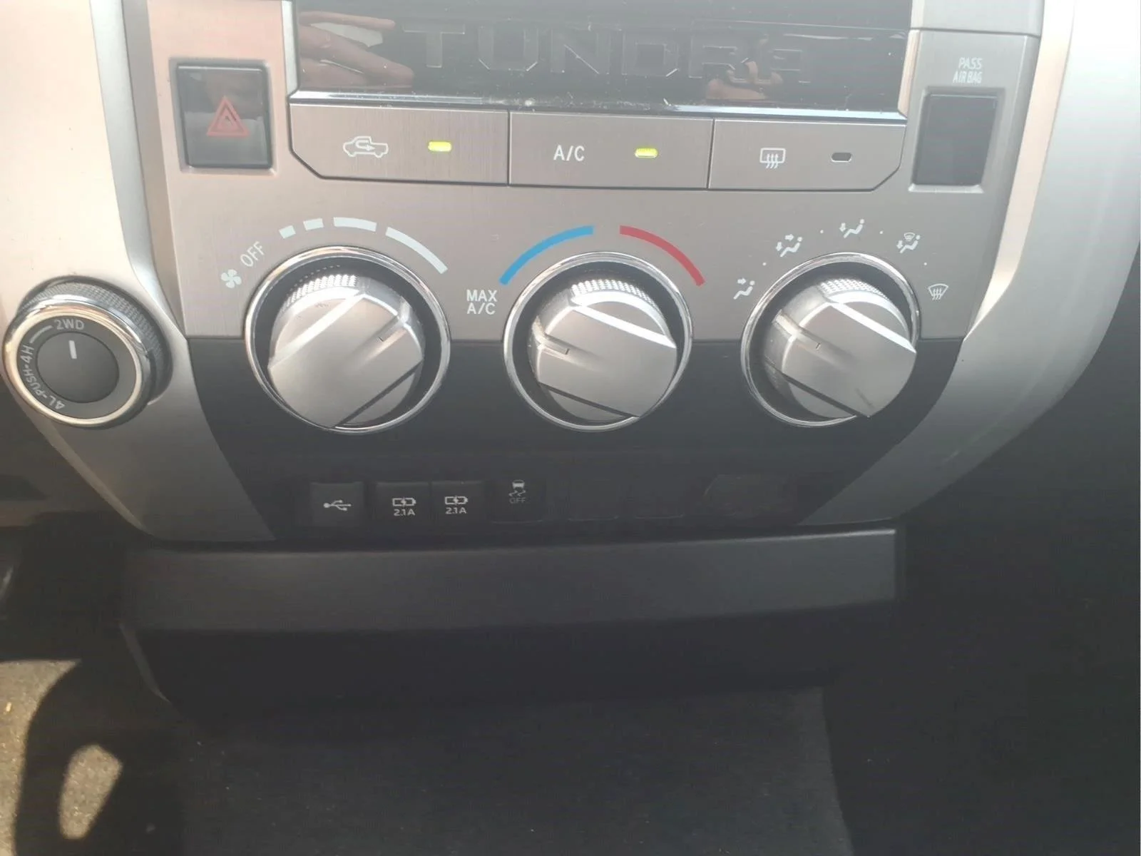 Used 2020 Super White Toyota SR5 image 23