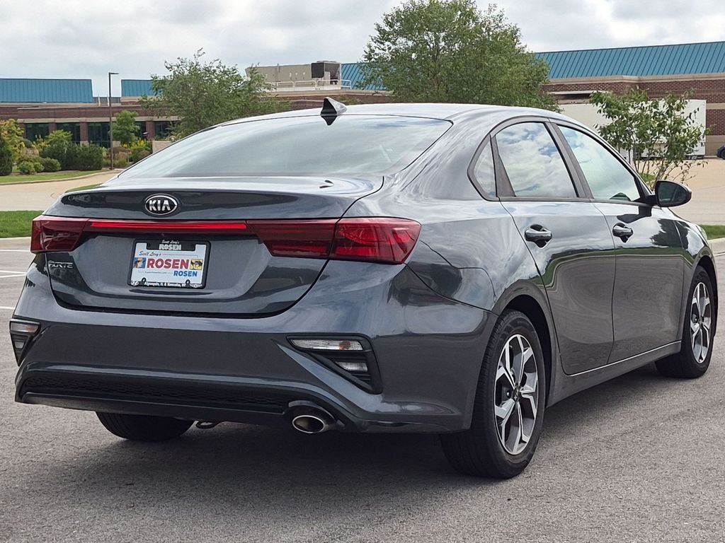 Used 2019 Gray Kia LXS image 7