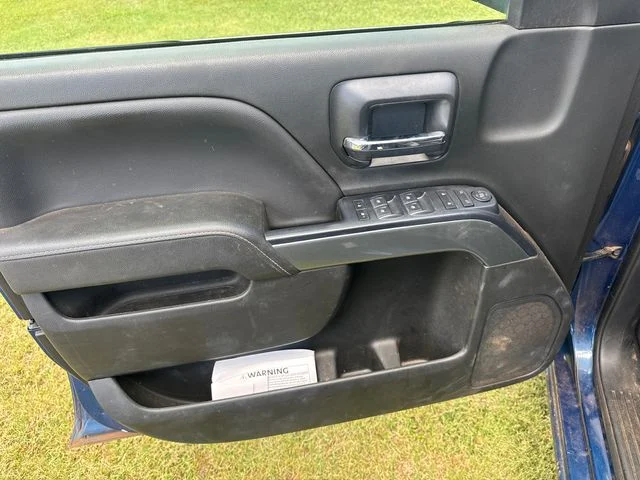 Used 2019 Blue Chevrolet LT image 14
