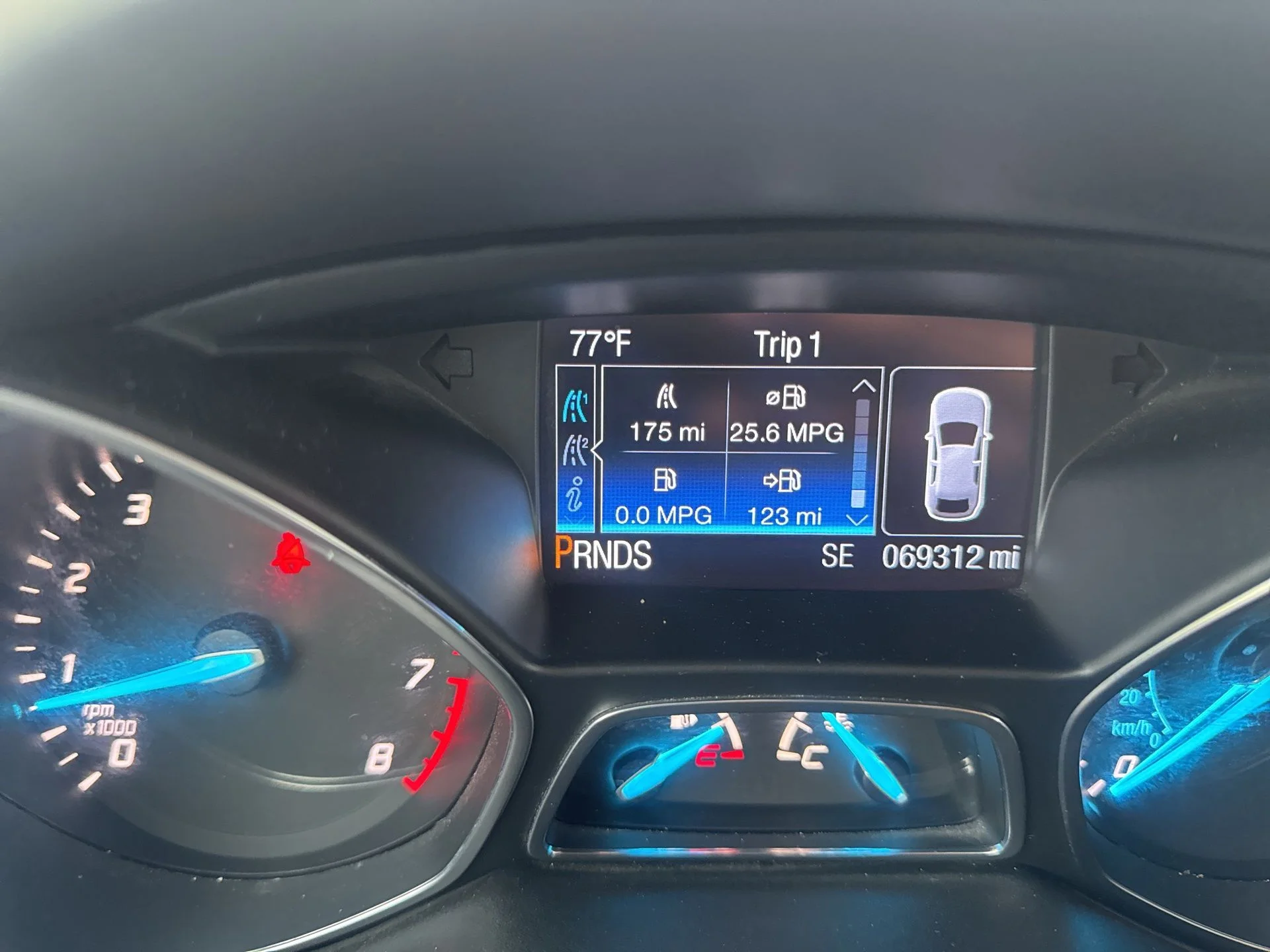 Used 2014 Silver Ford Titanium image 10