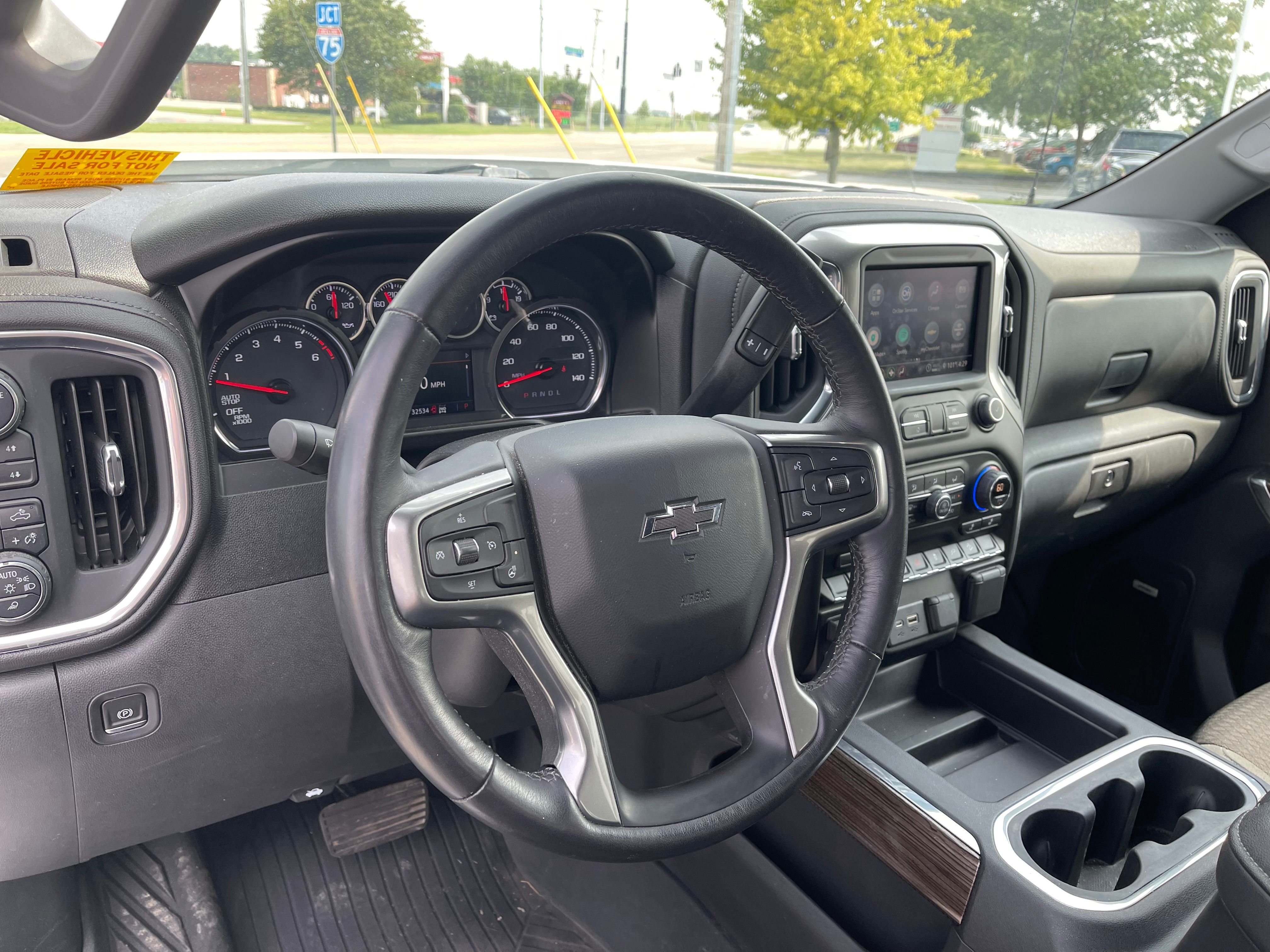 Used 2021 Summit White Chevrolet LT Trail Boss image 9