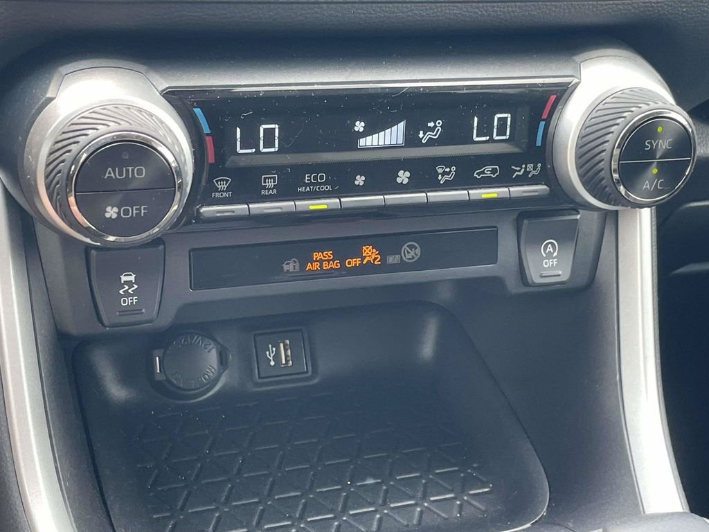 Used 2024 White Toyota XLE image 18