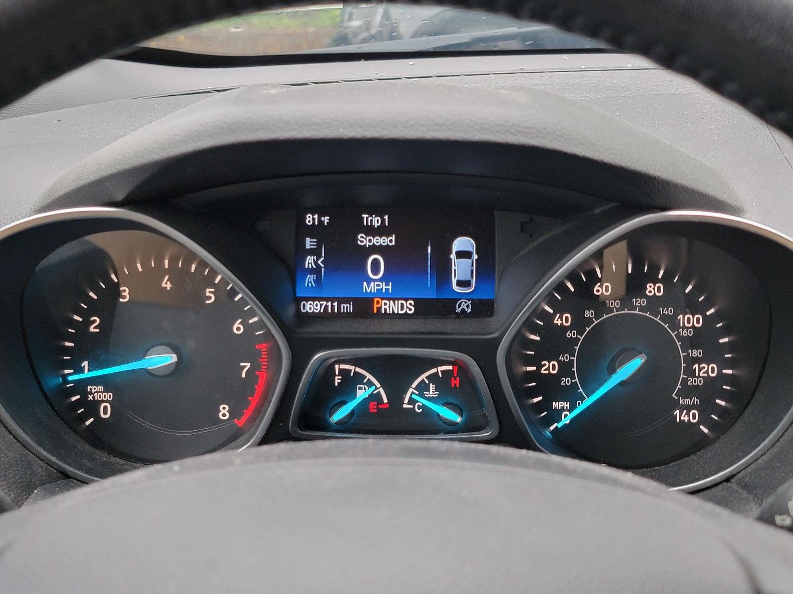 Used 2018 Blue Metallic Ford SEL image 2