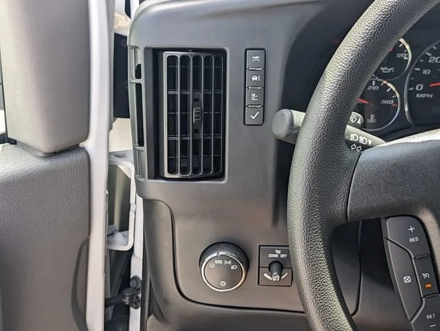 2025 Chevrolet Express Cargo Work Van - Photo 14