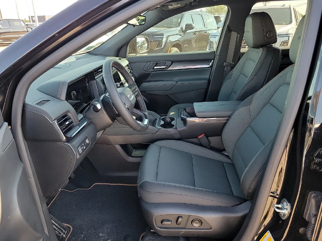 2027 GMC Terrain AT4 - Photo 19