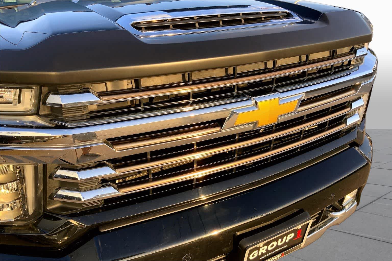 Used 2022 Black Chevrolet High Country image 30
