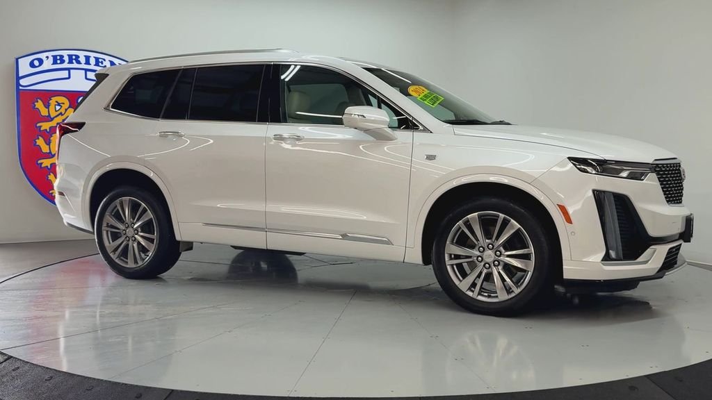 Used 2024 Crystal White Cadillac Premium Luxury image 3