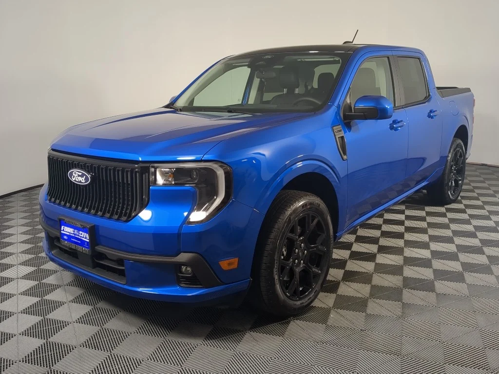 New 2026 Velocity Blue Ford Lobo™ image 4