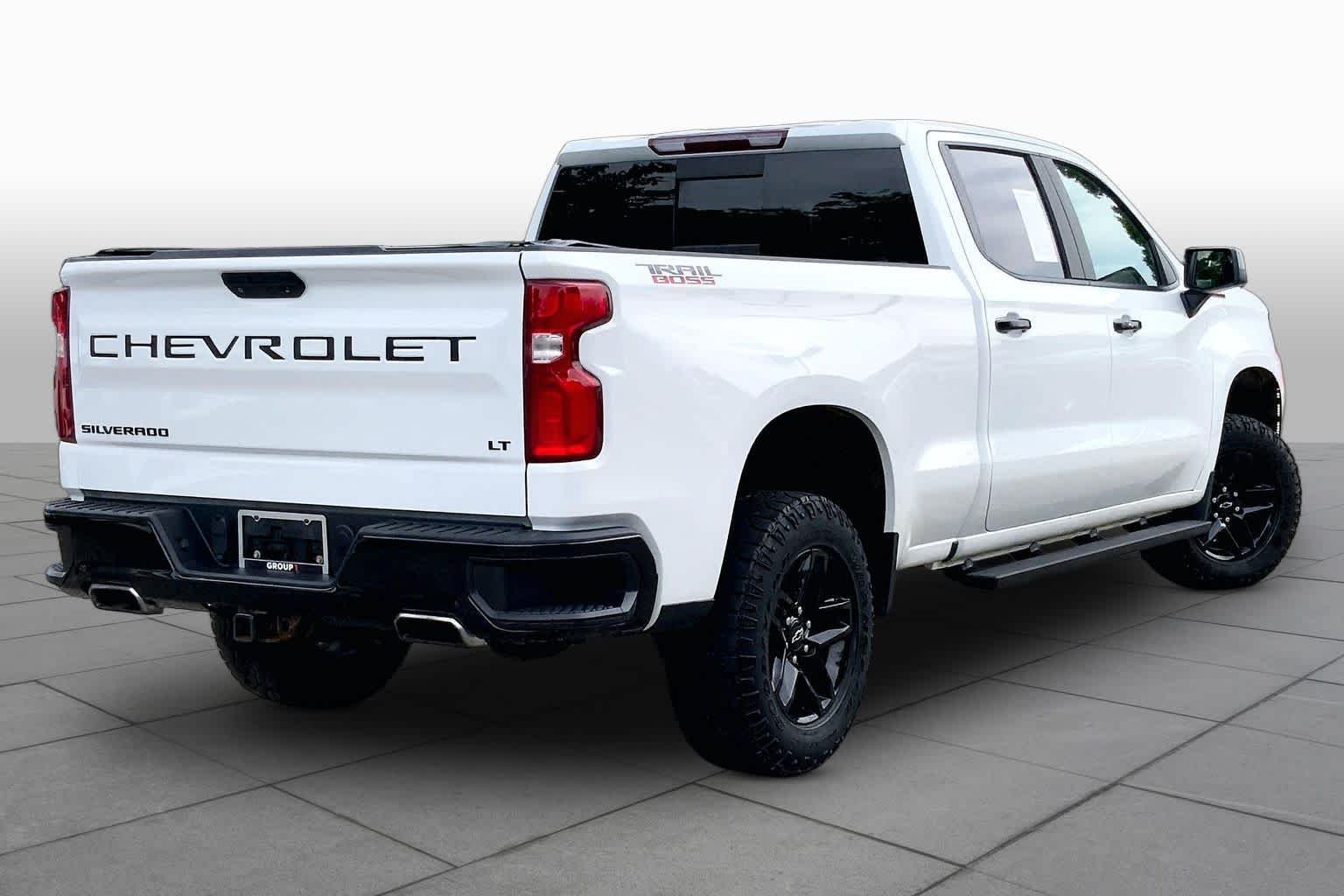 Used 2021 Summit White Chevrolet LT Trail Boss image 13