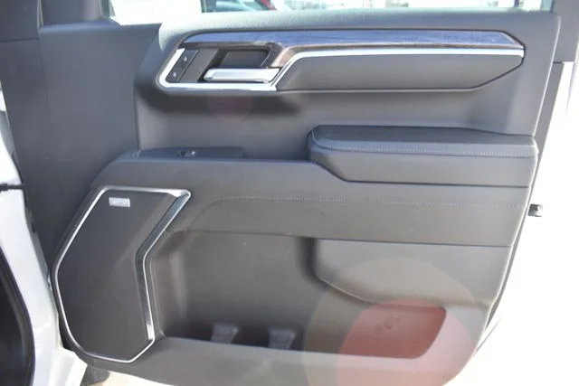 Used 2023 White Chevrolet LTZ image 22