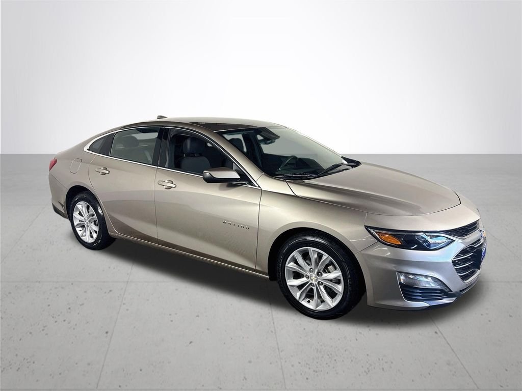 Used 2025 Gray Chevrolet LT image 4