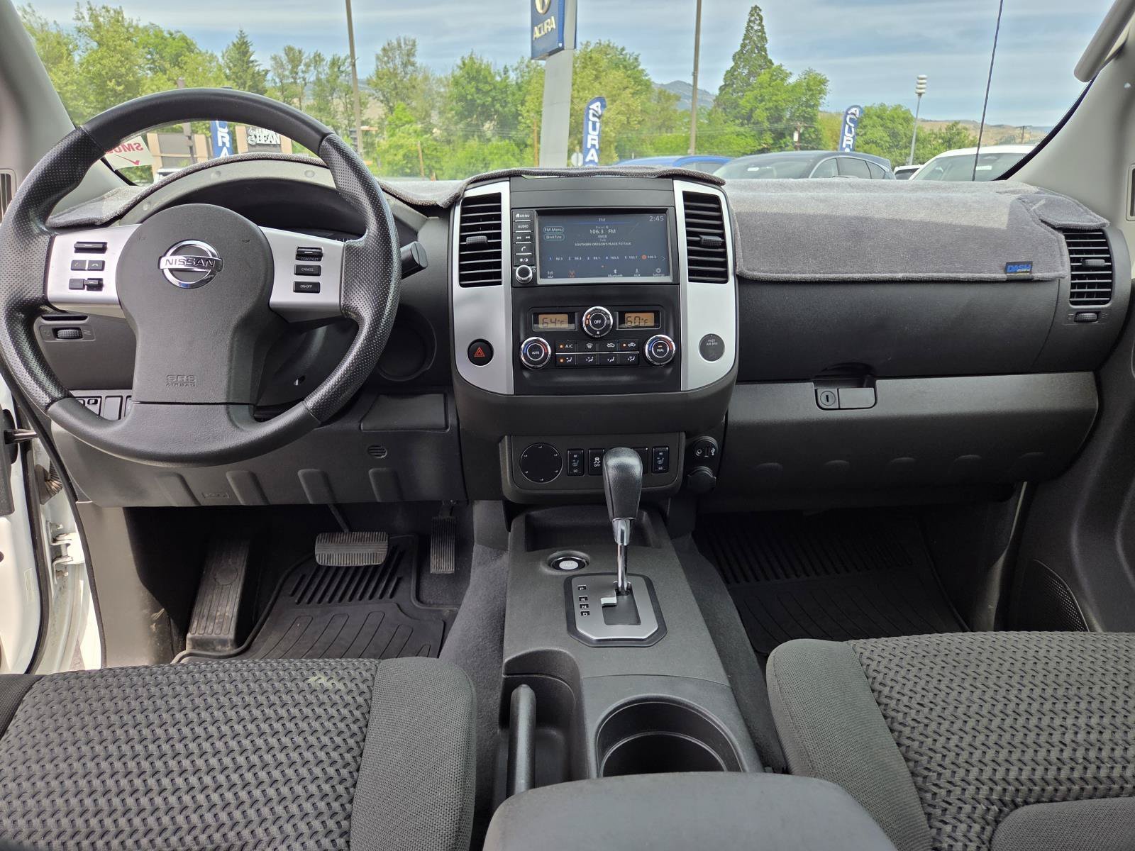 Used 2020 Glacier White Nissan SV image 15