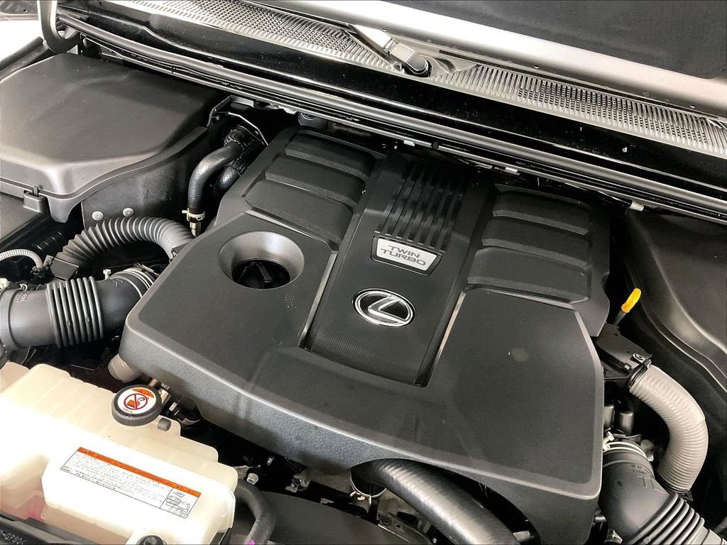 Used 2024 Silver Lexus 550 Premium+ image 36