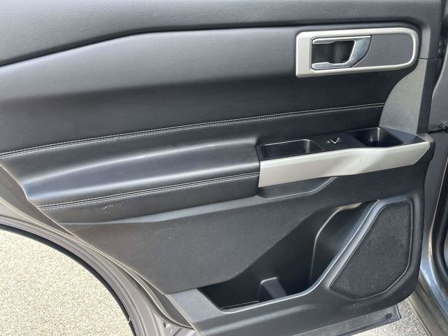 Used 2022 Carbonized Gray Metallic Ford XLT image 8