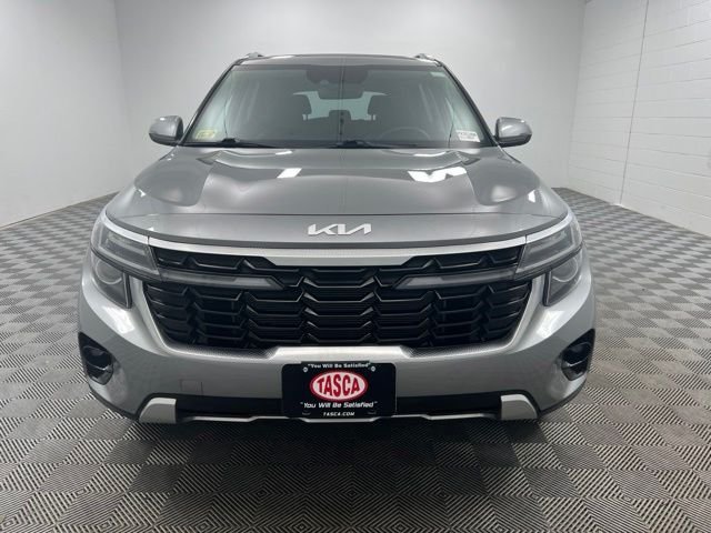Used 2024 Gray Kia EX image 3