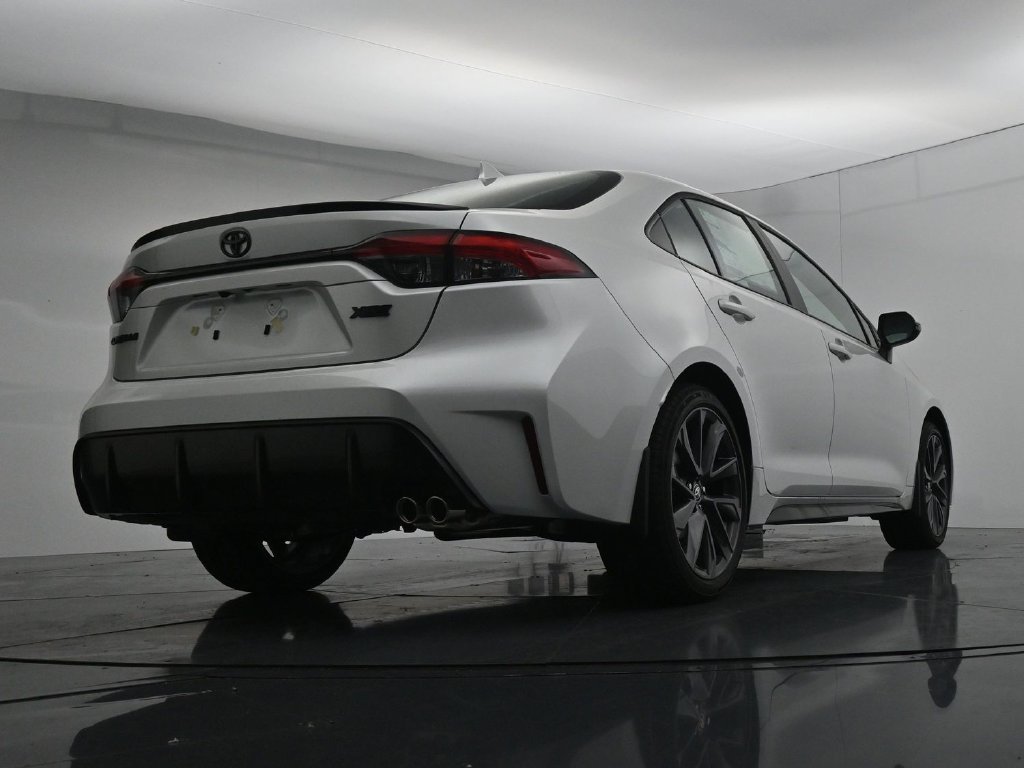 New 2026 Wind Chill Pearl <sup>1</sup> Toyota  XSE image 22