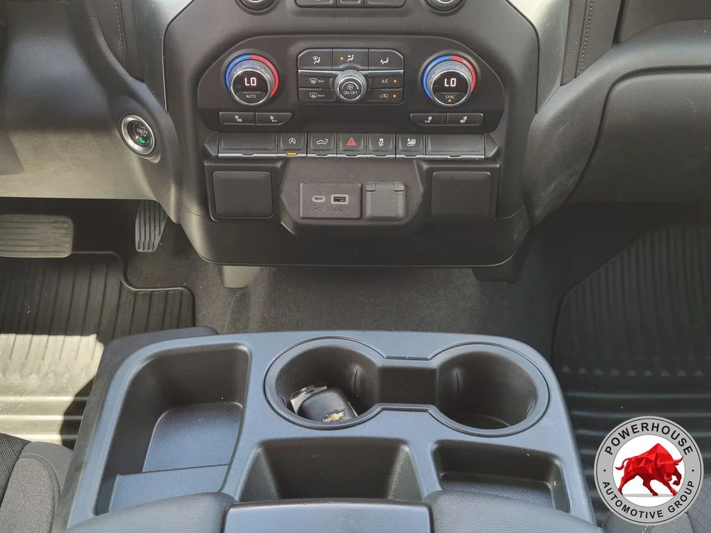 Used 2021 White Chevrolet LT image 22