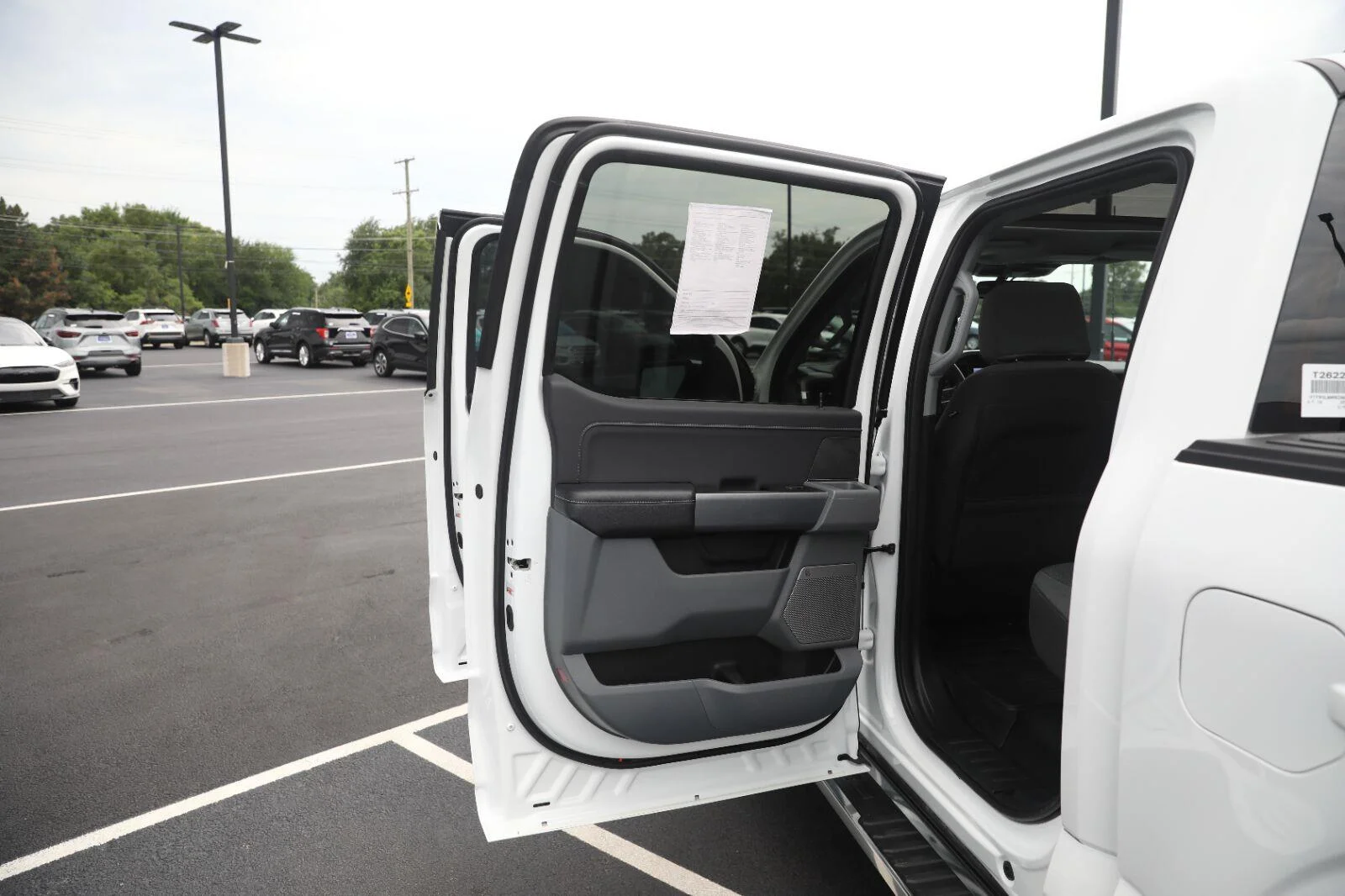 Certified Used 2024 Oxford White Ford XLT image 25