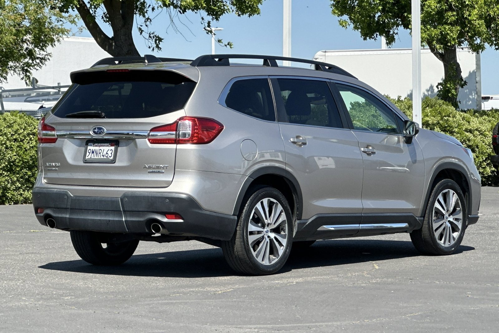 Used 2019 Tungsten Metallic Subaru Limited image 4