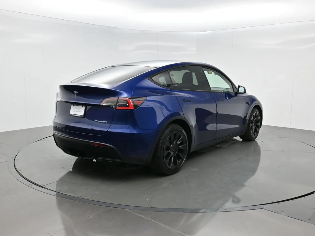 Used 2021 Blue Tesla Long Range image 6