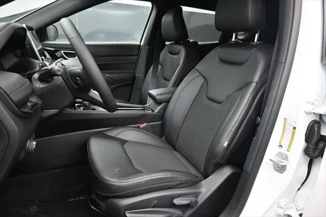 2026 Jeep Compass Latitude Altitude - Photo 14