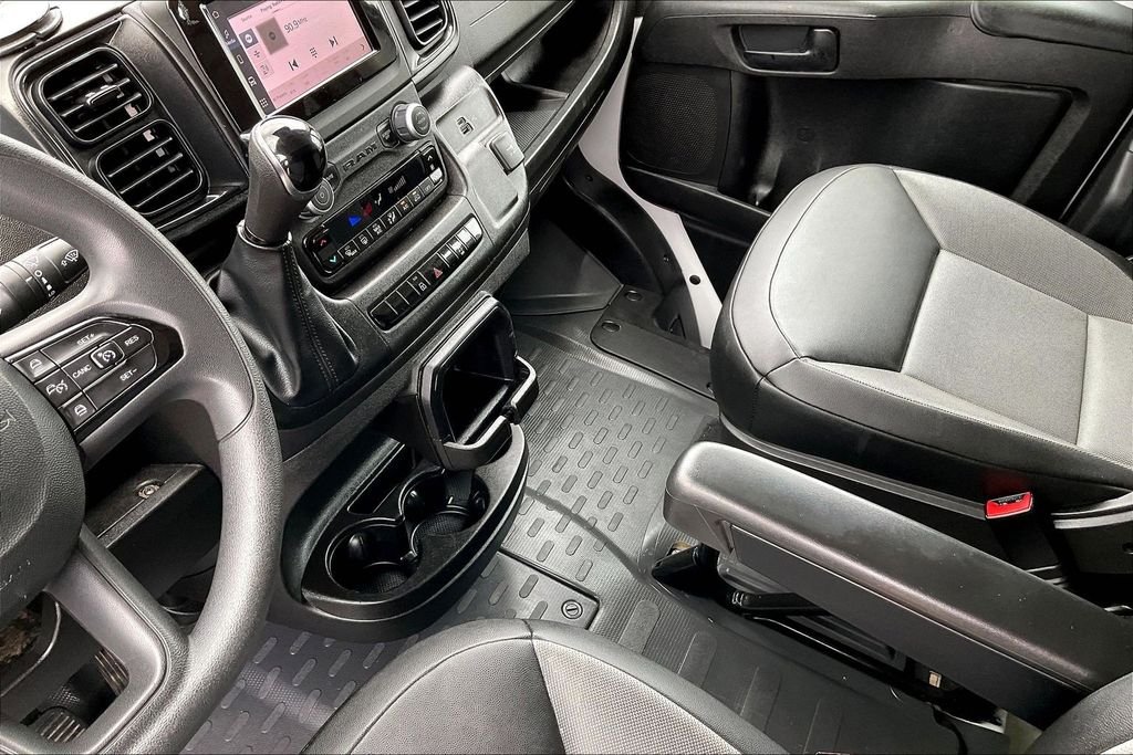 Used 2025 White Ram High Roof image 13