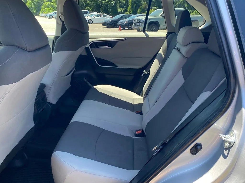 Used 2025 Silver Toyota XLE image 8