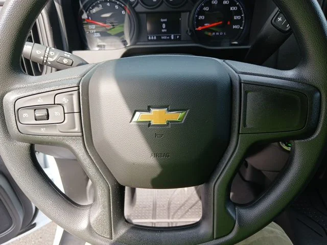 Used 2025 White Chevrolet Custom image 46
