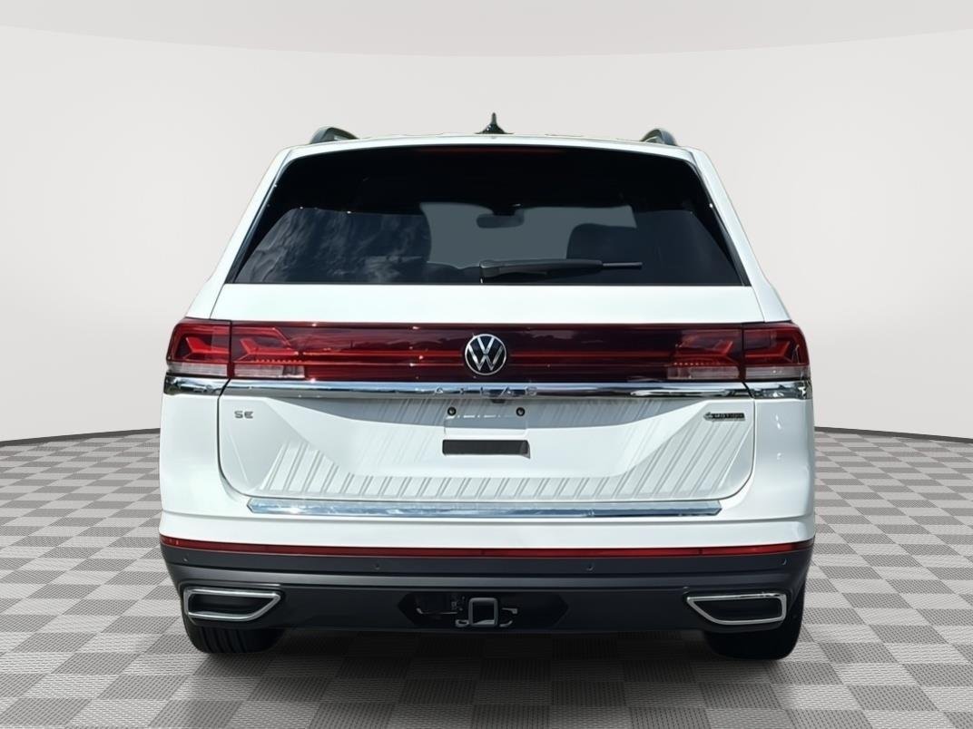 Used 2024 Pure White Volkswagen 2.0T SE w/Technology image 6