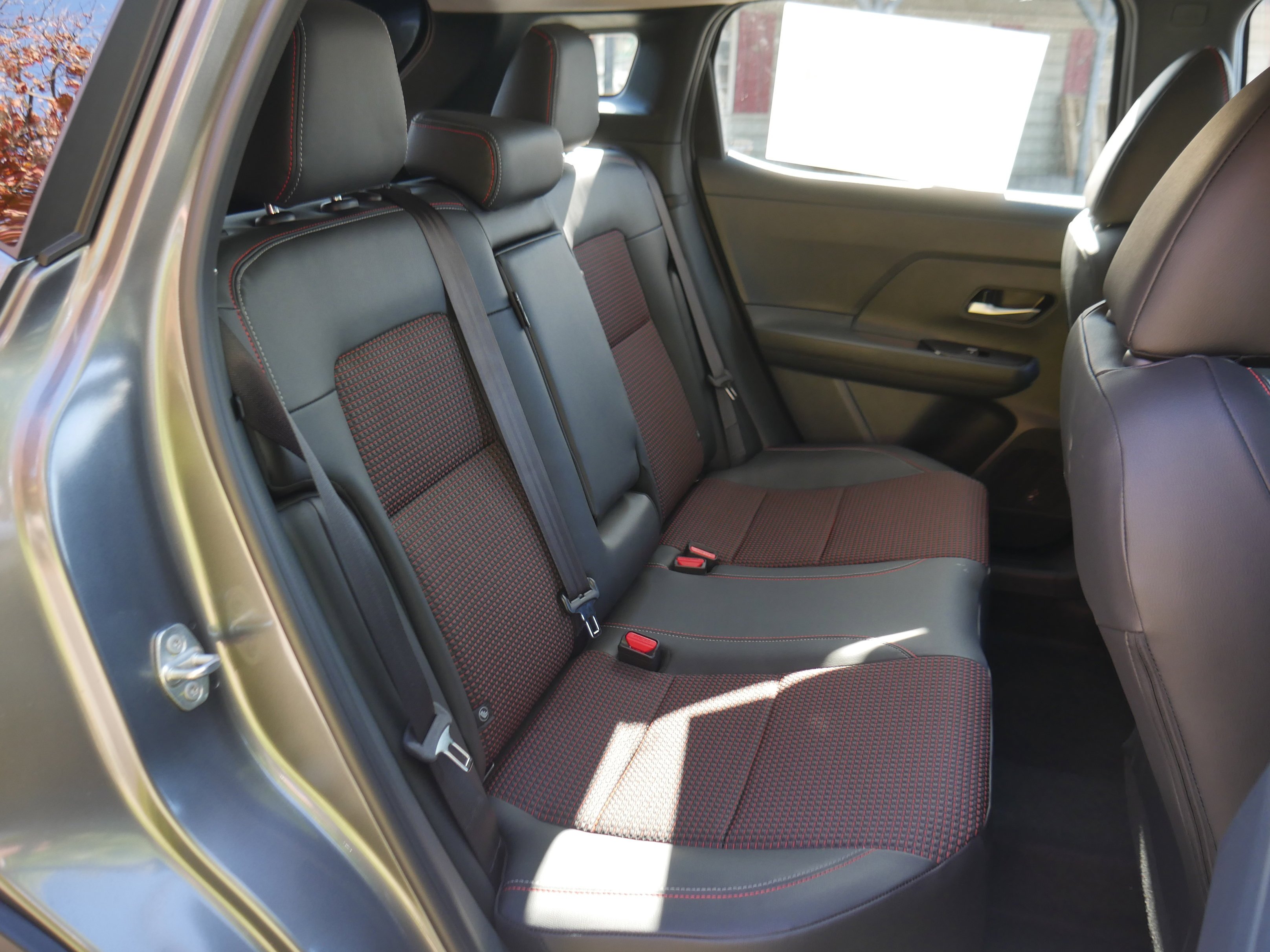 2026 Nissan KICKS SR AWD - Photo 25