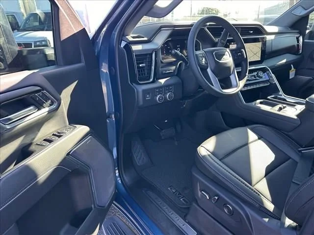 2026 GMC Sierra 2500HD Denali - Photo 17