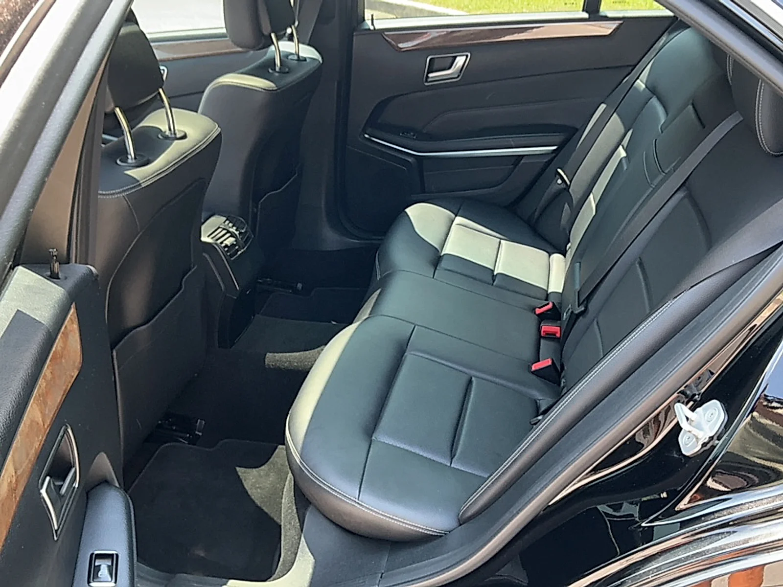 Used 2014  Mercedes-Benz  image 12