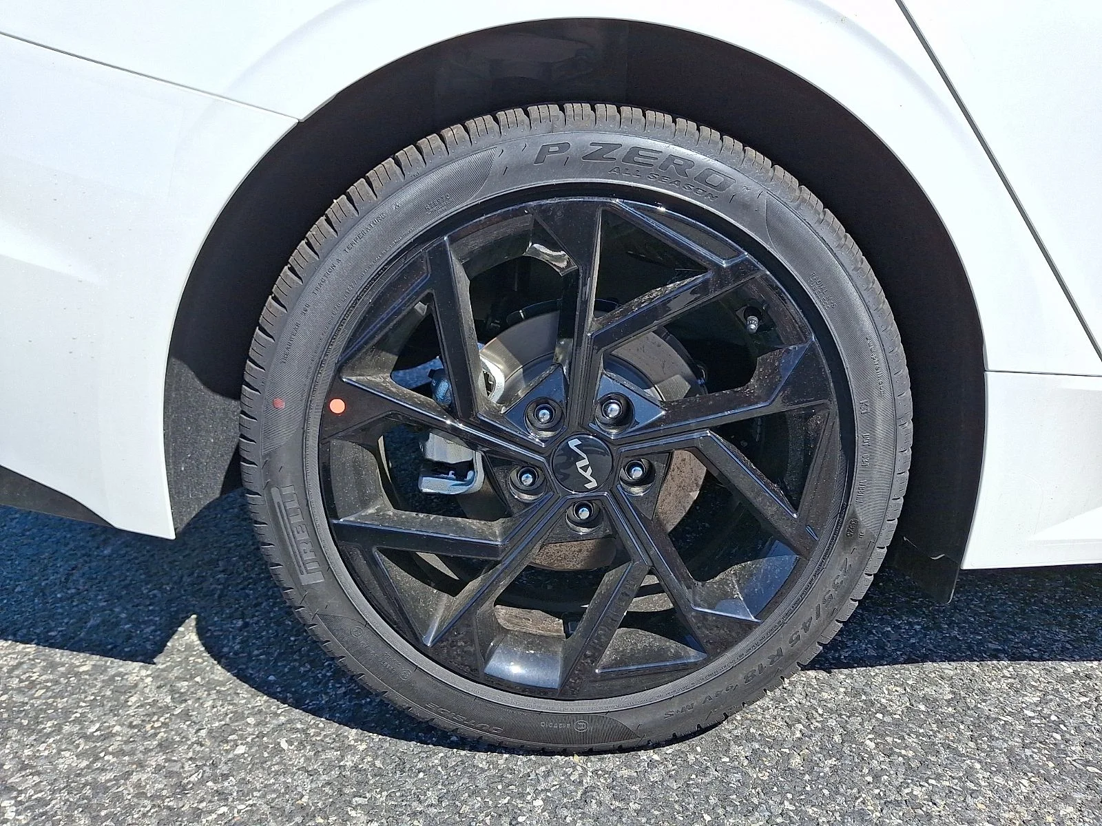 New 2026 White Kia GT-Line image 8