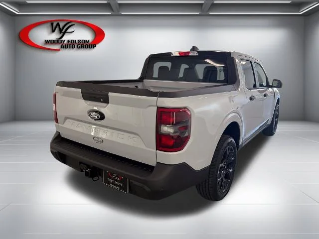 New 2026 Space White Metallic Ford XLT image 22