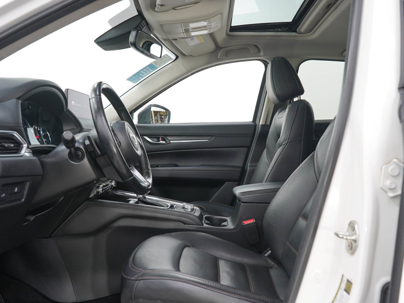 Used 2022 Snowflake White Pearl Mica Mazda 2.5 S Premium Plus Package image 24